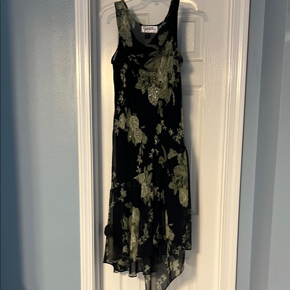 Elegant Black and Green Floral Dress